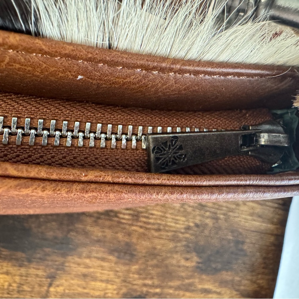 CatchFly Hair on Hide Western Shoulder Bag-Cowhide Leather Clutch NWT - Picture 7 of 11